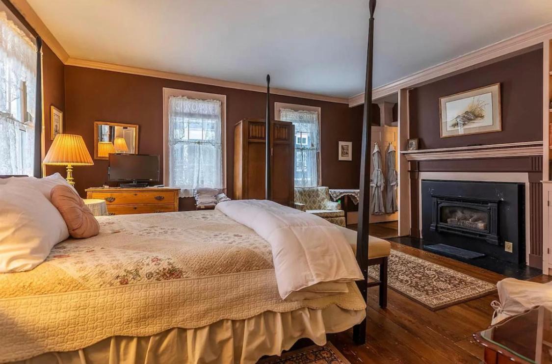 Chester Inn Экстерьер фото